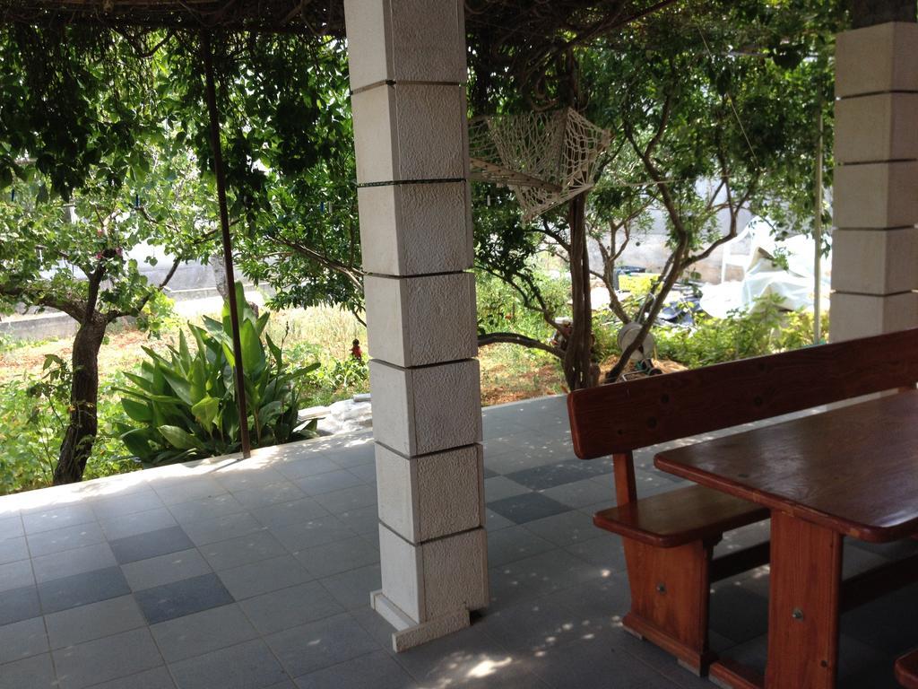 Apartments Cebalo - Ekonomija Đảo Korčula Ngoại thất bức ảnh
