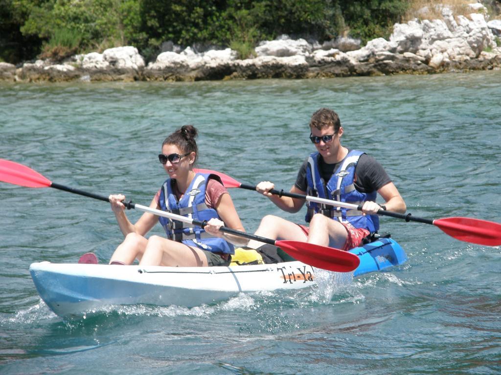 Apartments Cebalo - Ekonomija Đảo Korčula Ngoại thất bức ảnh